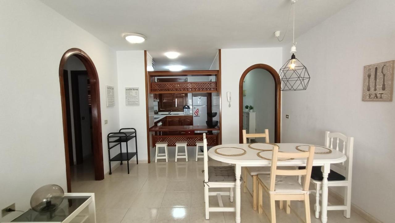Alquilaencanarias El Medano Junto A La Playa Exteriör bild